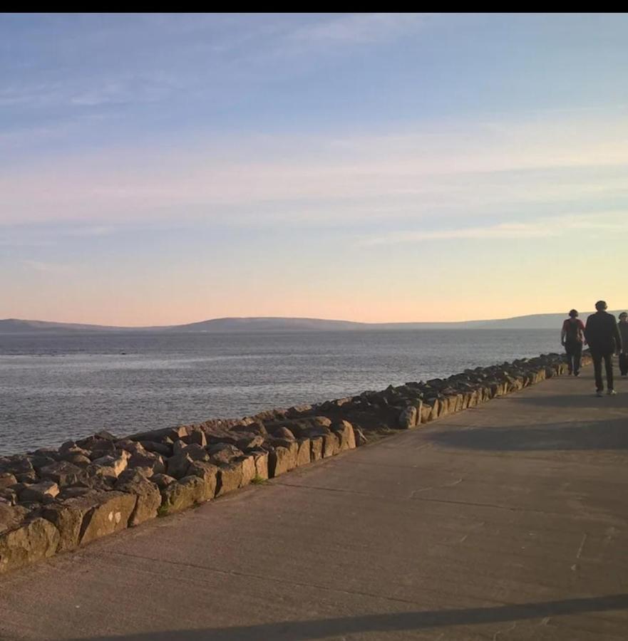 Salthill Village 3 Bed Apartment Galway Zewnętrze zdjęcie